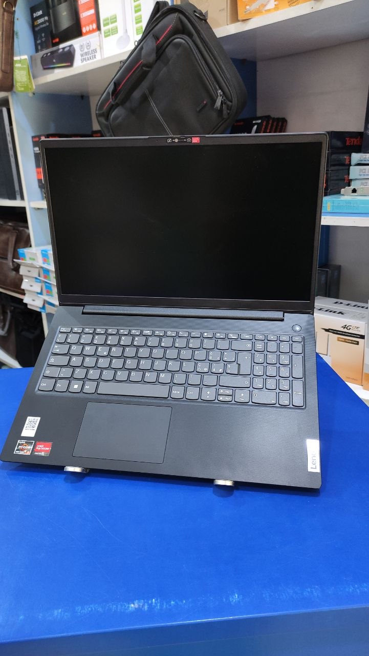Lenovo V15 G4